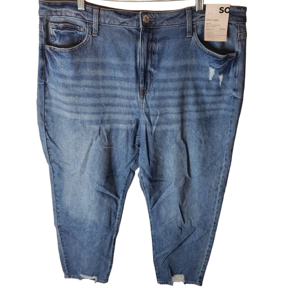SO High Rise Mom Jeans Juniors Size 18, NWT